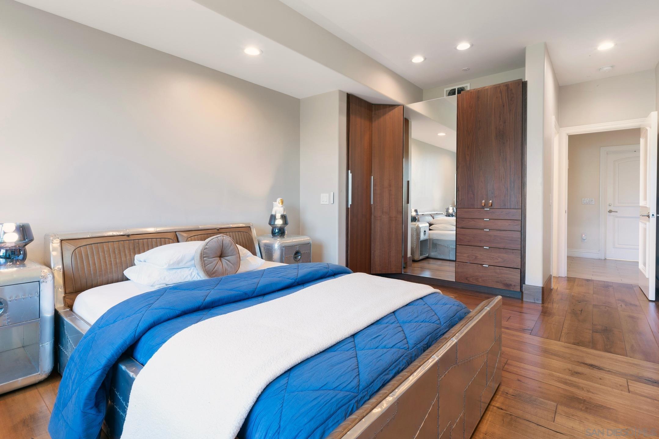 Detail Gallery Image 46 of 54 For 6617  Muirlands Dr, La Jolla,  CA 92037 - 5 Beds | 6 Baths