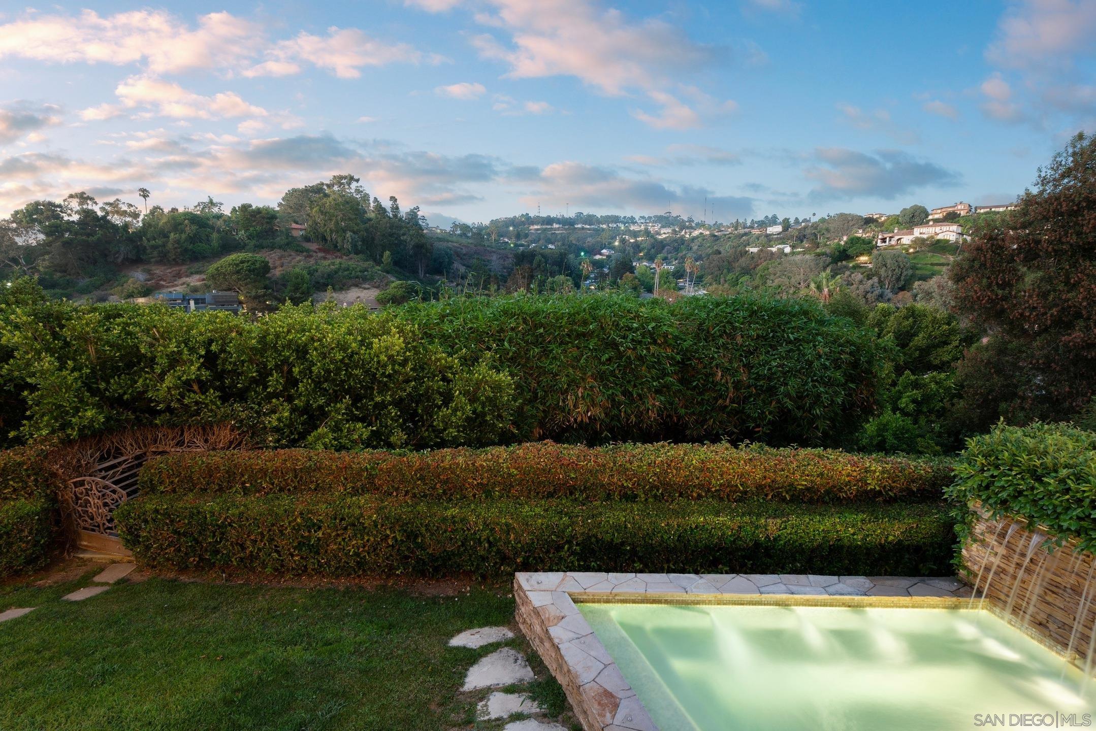 Detail Gallery Image 52 of 54 For 6617  Muirlands Dr, La Jolla,  CA 92037 - 5 Beds | 6 Baths