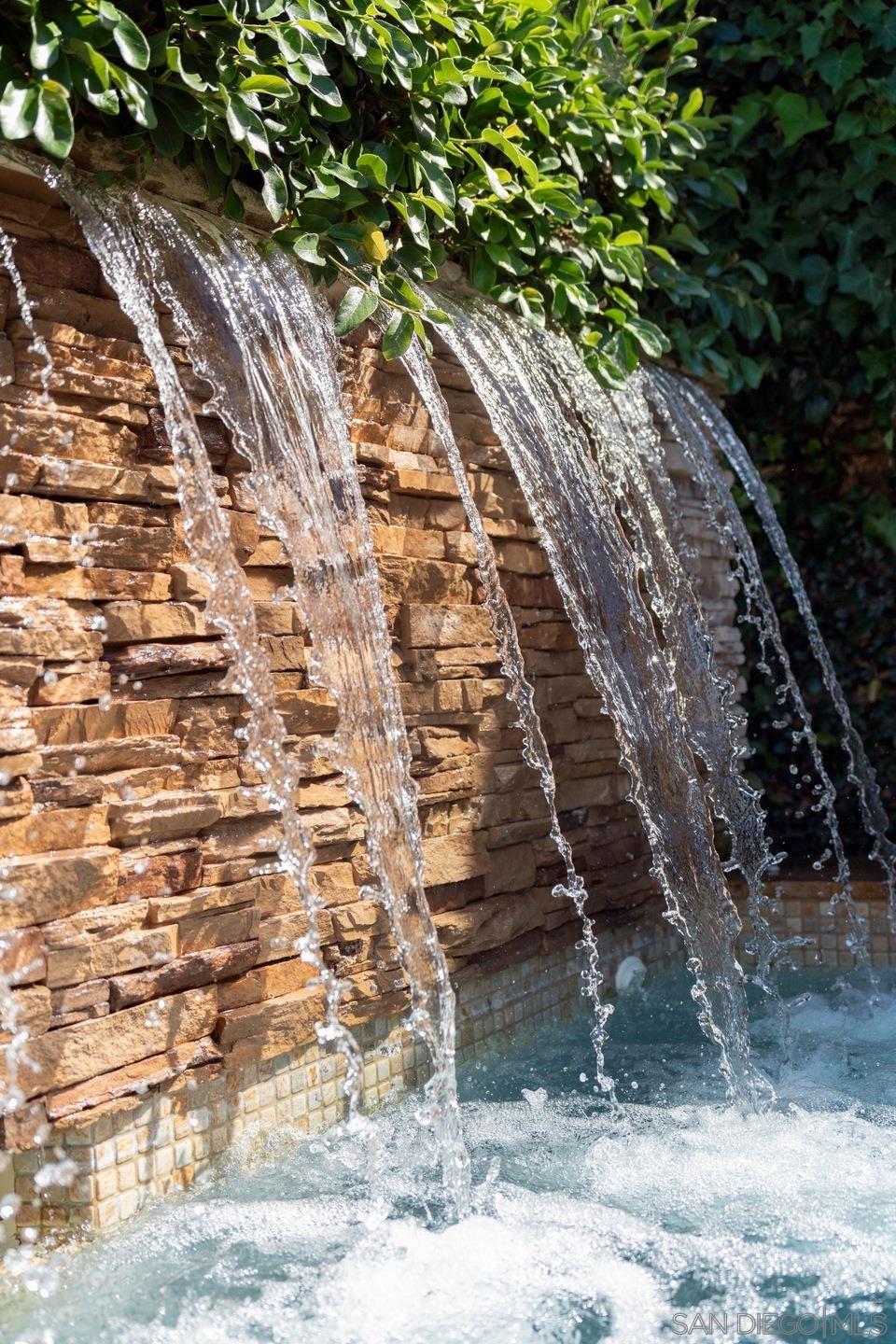 Detail Gallery Image 53 of 54 For 6617  Muirlands Dr, La Jolla,  CA 92037 - 5 Beds | 6 Baths