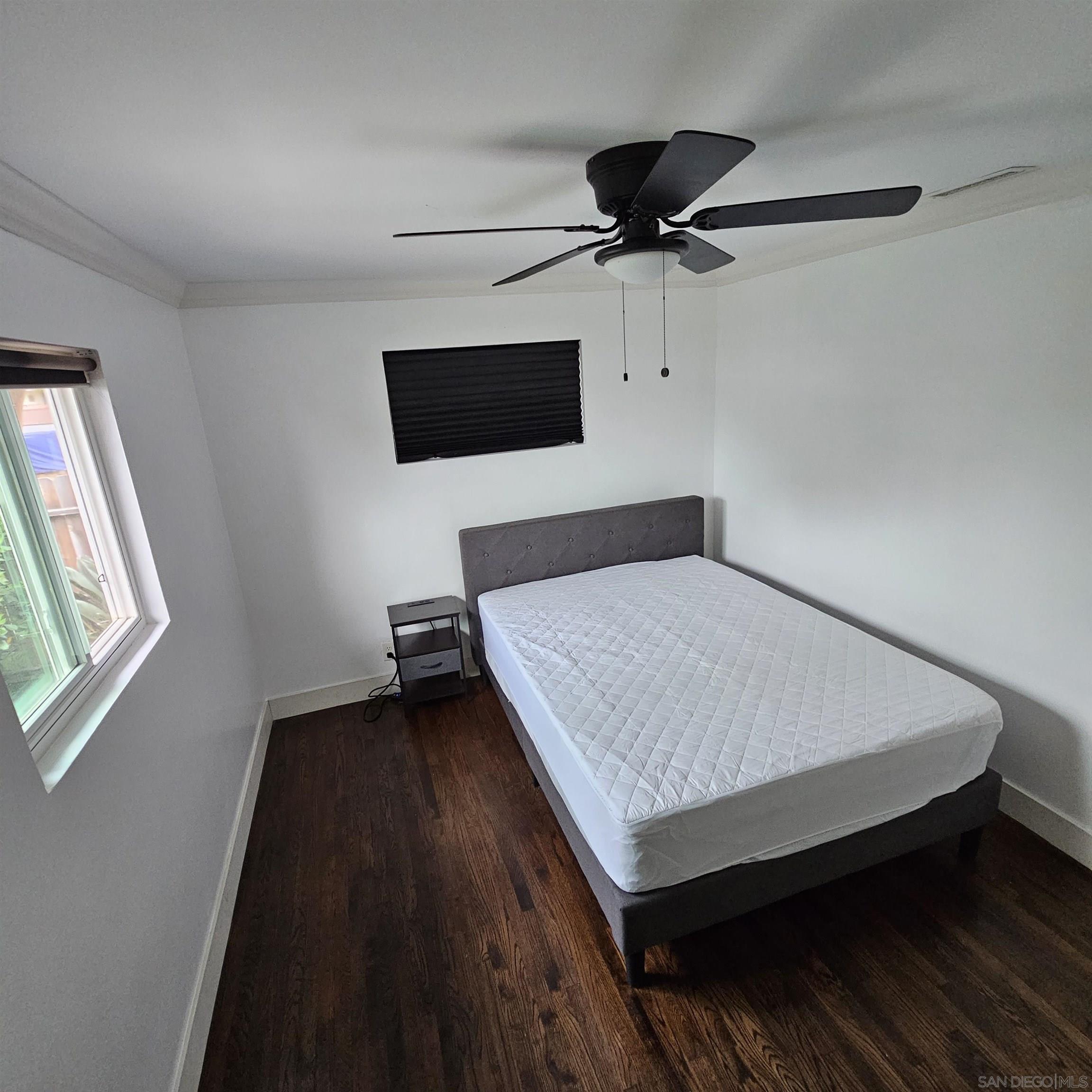 Detail Gallery Image 3 of 12 For 1037  Kings Road, Escondido,  CA 92027 - 5 Beds | 2 Baths