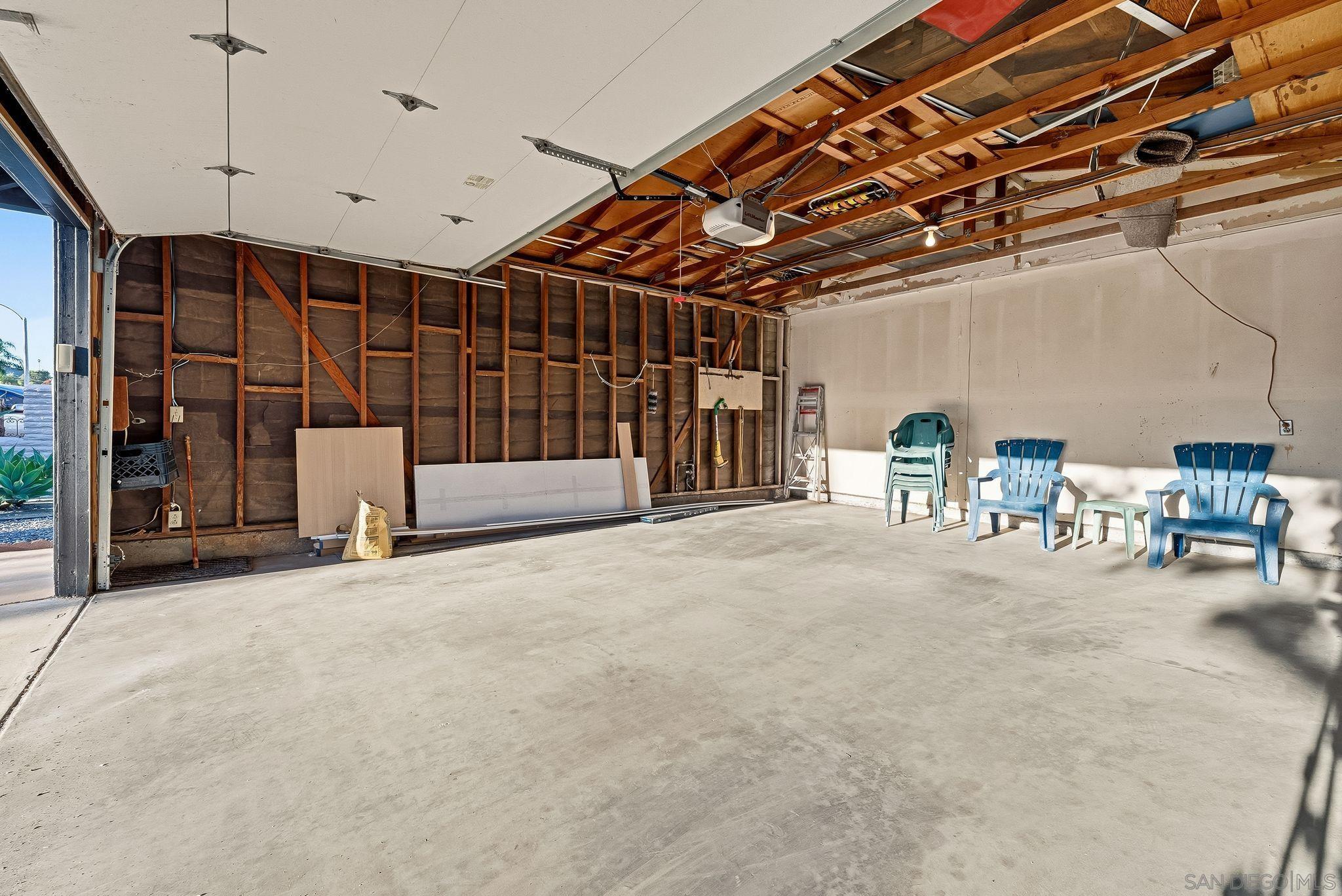 Detail Gallery Image 33 of 51 For 650  Olinda St, Escondido,  CA 92027 - 3 Beds | 2 Baths