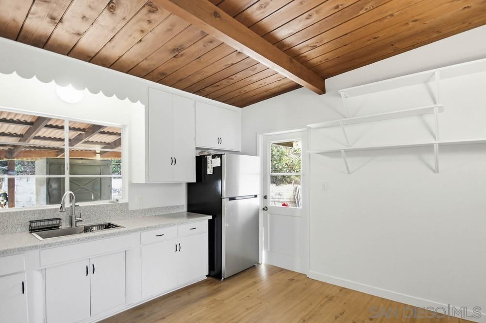 Detail Gallery Image 6 of 30 For 7365  Cornell Ave, La Mesa,  CA 91942 - 3 Beds | 1 Baths