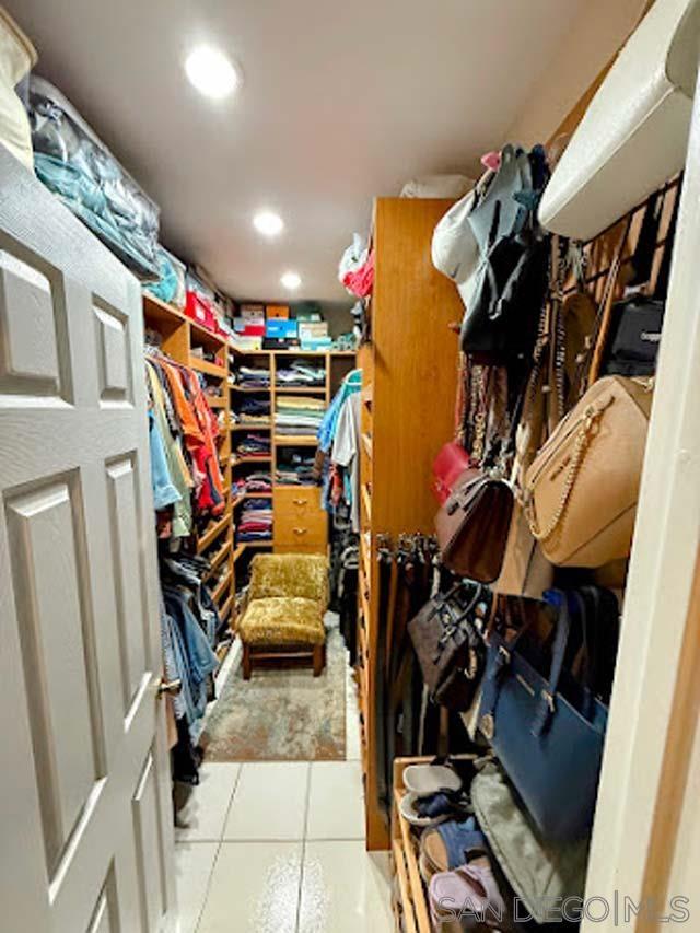 Detail Gallery Image 13 of 31 For 3430  Monroe Ave, San Diego,  CA 92116 - 3 Beds | 2 Baths