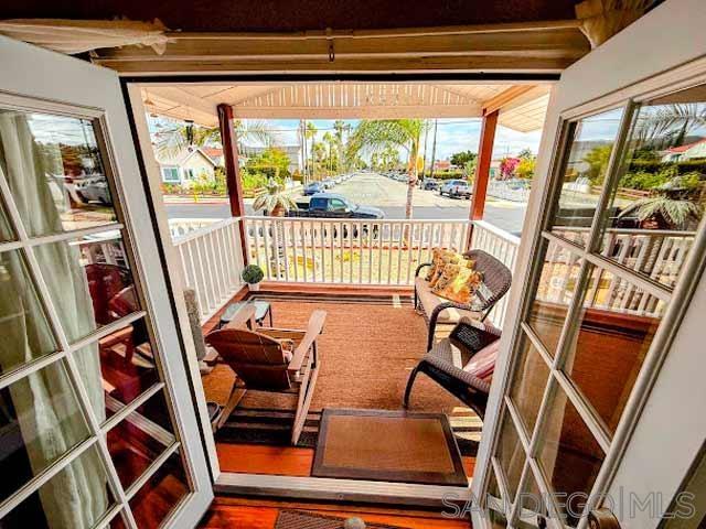 Detail Gallery Image 3 of 31 For 3430  Monroe Ave, San Diego,  CA 92116 - 3 Beds | 2 Baths