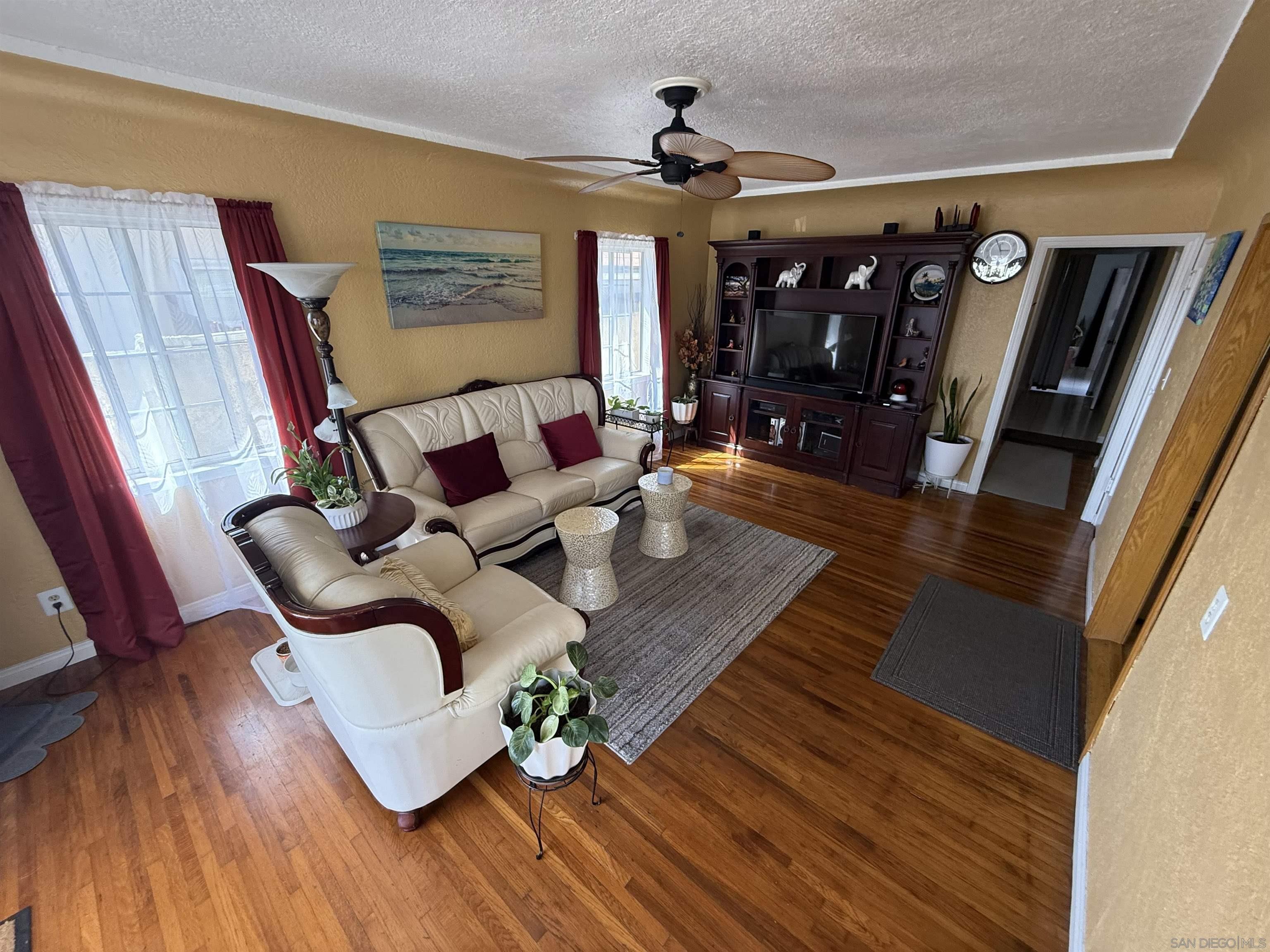 Detail Gallery Image 24 of 31 For 3430  Monroe Ave, San Diego,  CA 92116 - 3 Beds | 2 Baths