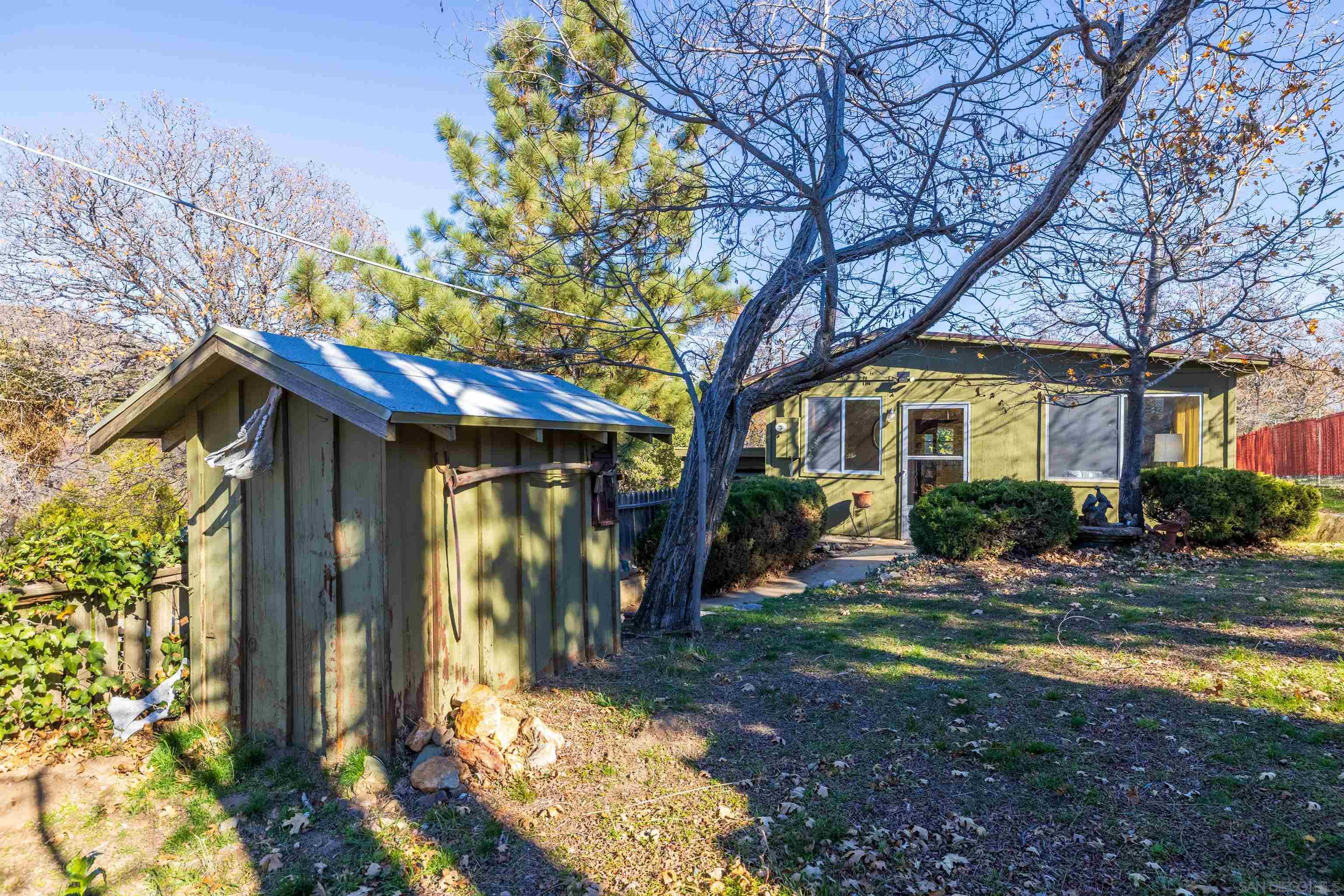 Detail Gallery Image 2 of 36 For Banner Dr, Julian,  CA 92036 - 1 Beds | 1 Baths