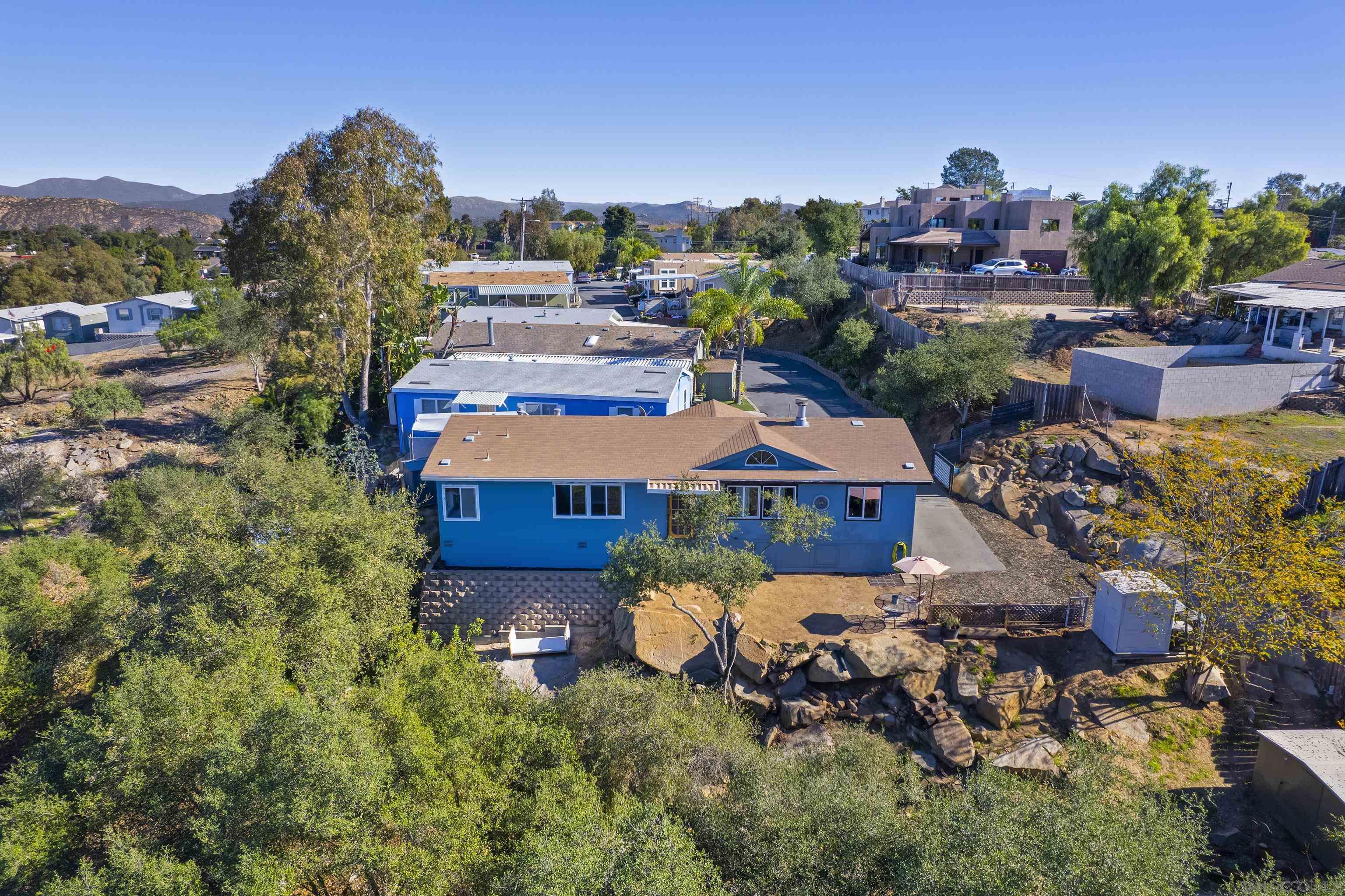 Front Image Thumbnail for SD250045714