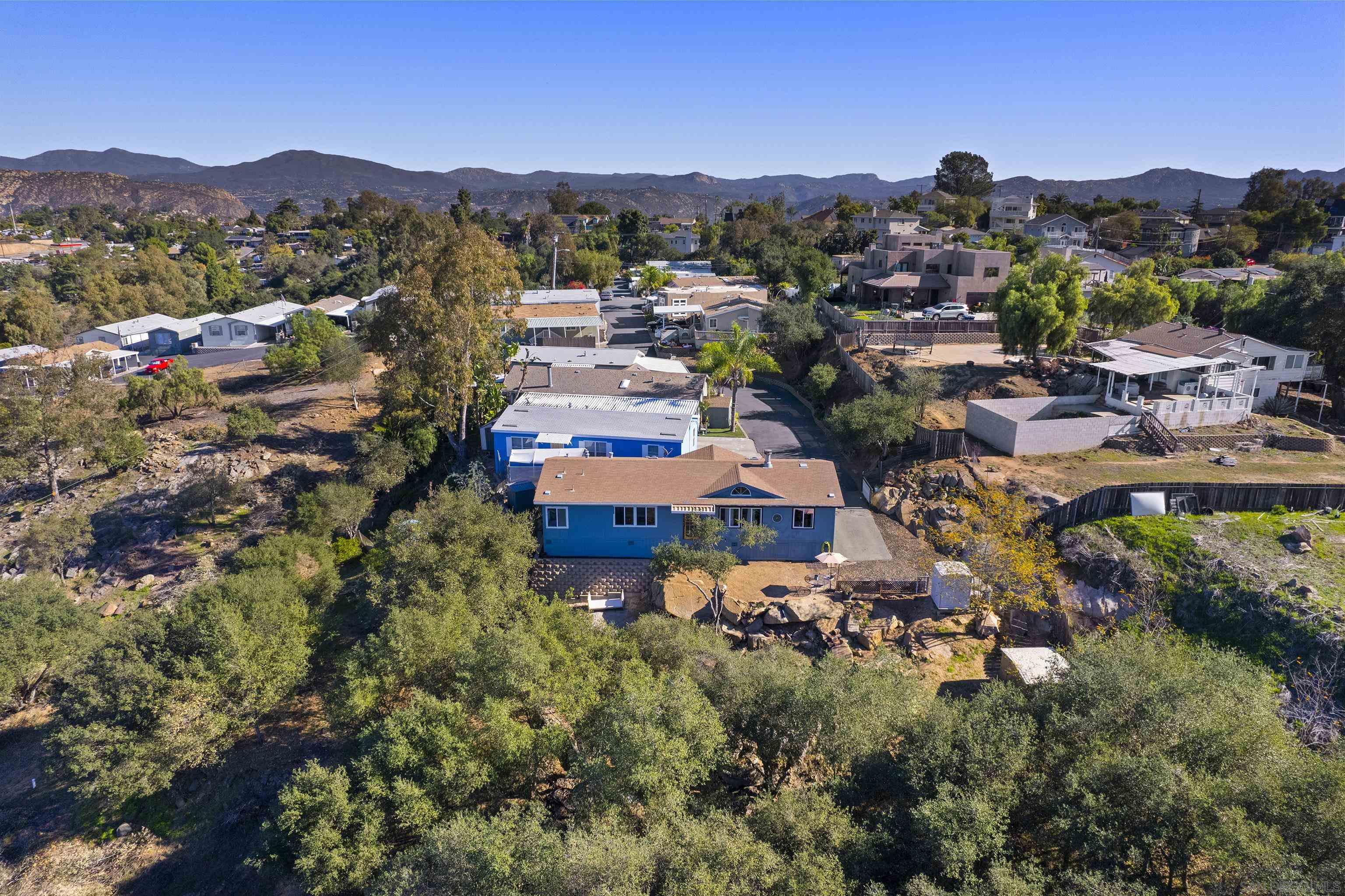 Detail Gallery Image 14 of 40 For 300  Thornton Dr  #4,  El Cajon,  CA 92021 - 4 Beds | 2 Baths