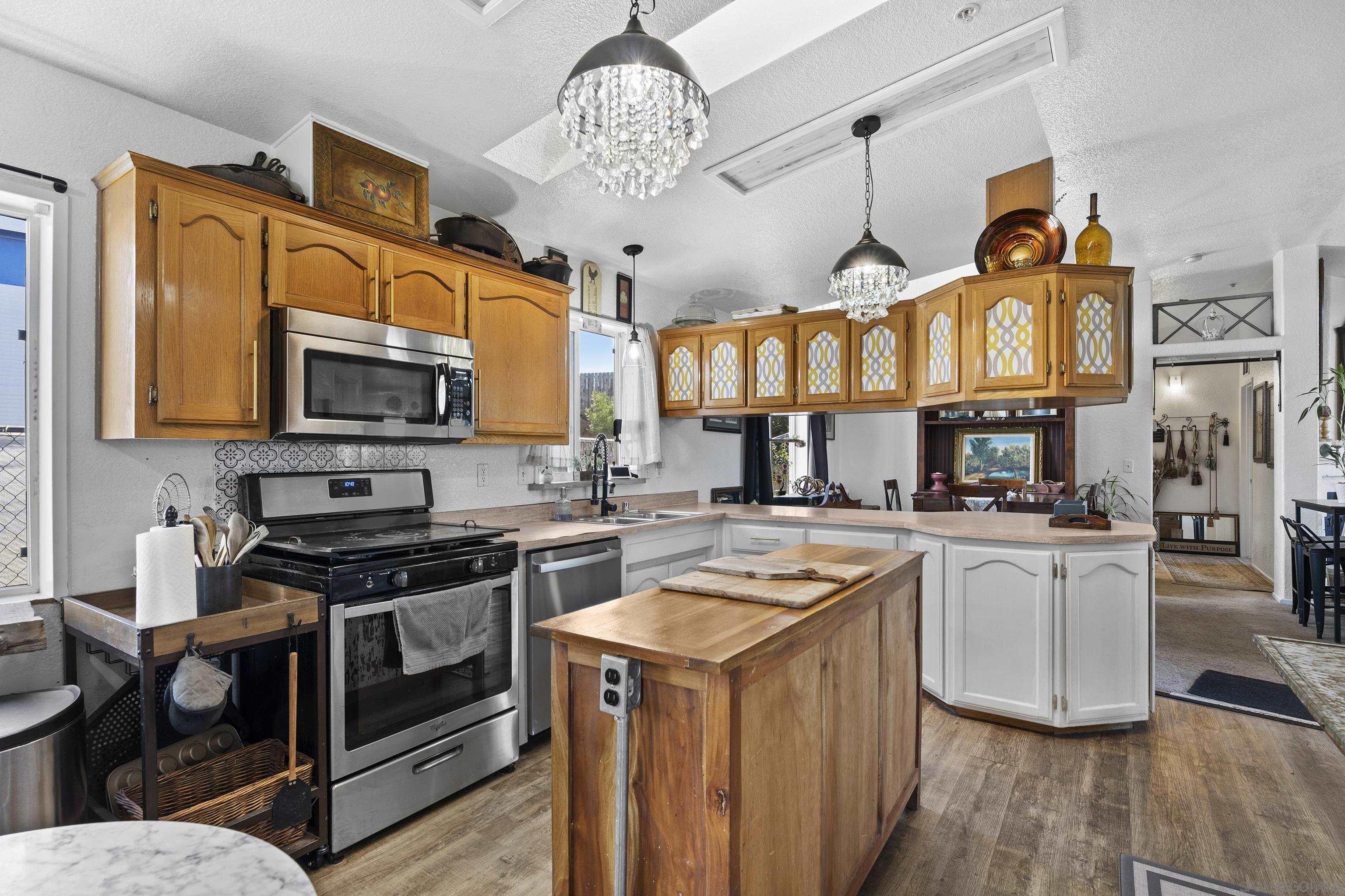 Detail Gallery Image 22 of 40 For 300  Thornton Dr  #4,  El Cajon,  CA 92021 - 4 Beds | 2 Baths