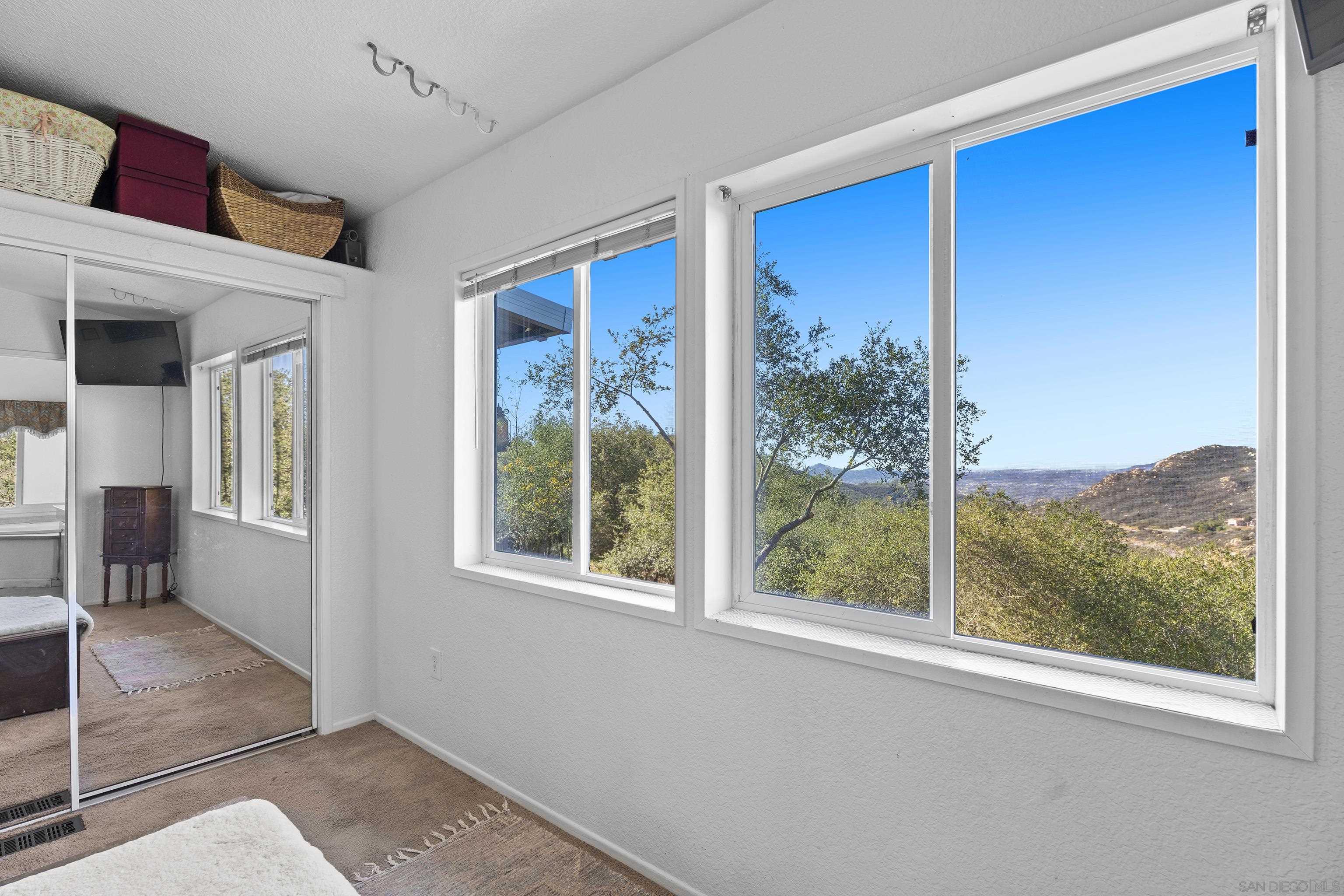 Detail Gallery Image 30 of 40 For 300  Thornton Dr  #4,  El Cajon,  CA 92021 - 4 Beds | 2 Baths