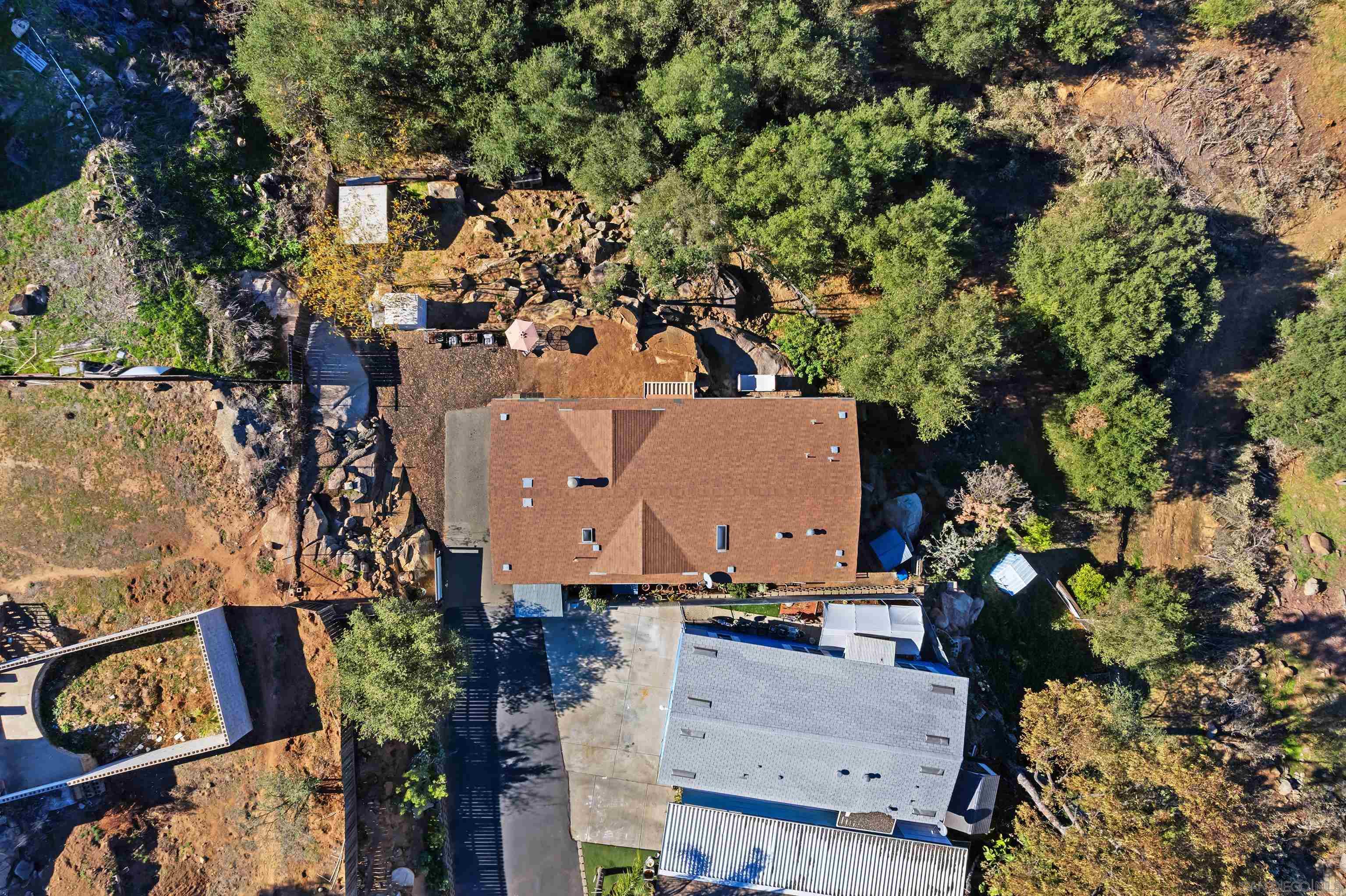 Detail Gallery Image 6 of 40 For 300  Thornton Dr  #4,  El Cajon,  CA 92021 - 4 Beds | 2 Baths