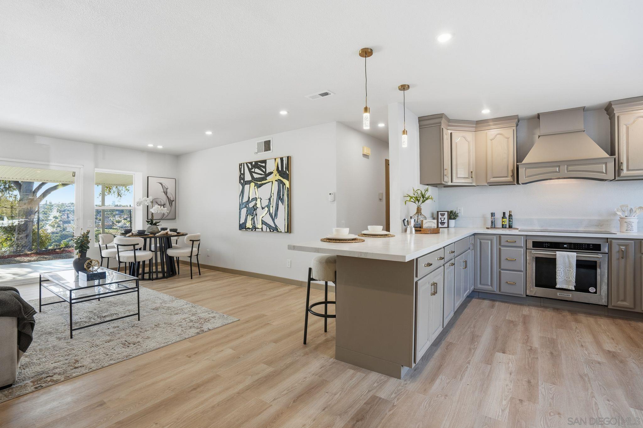 Detail Gallery Image 5 of 44 For 863   Leppert Street, San Diego,  CA 92114 - 3 Beds | 2 Baths