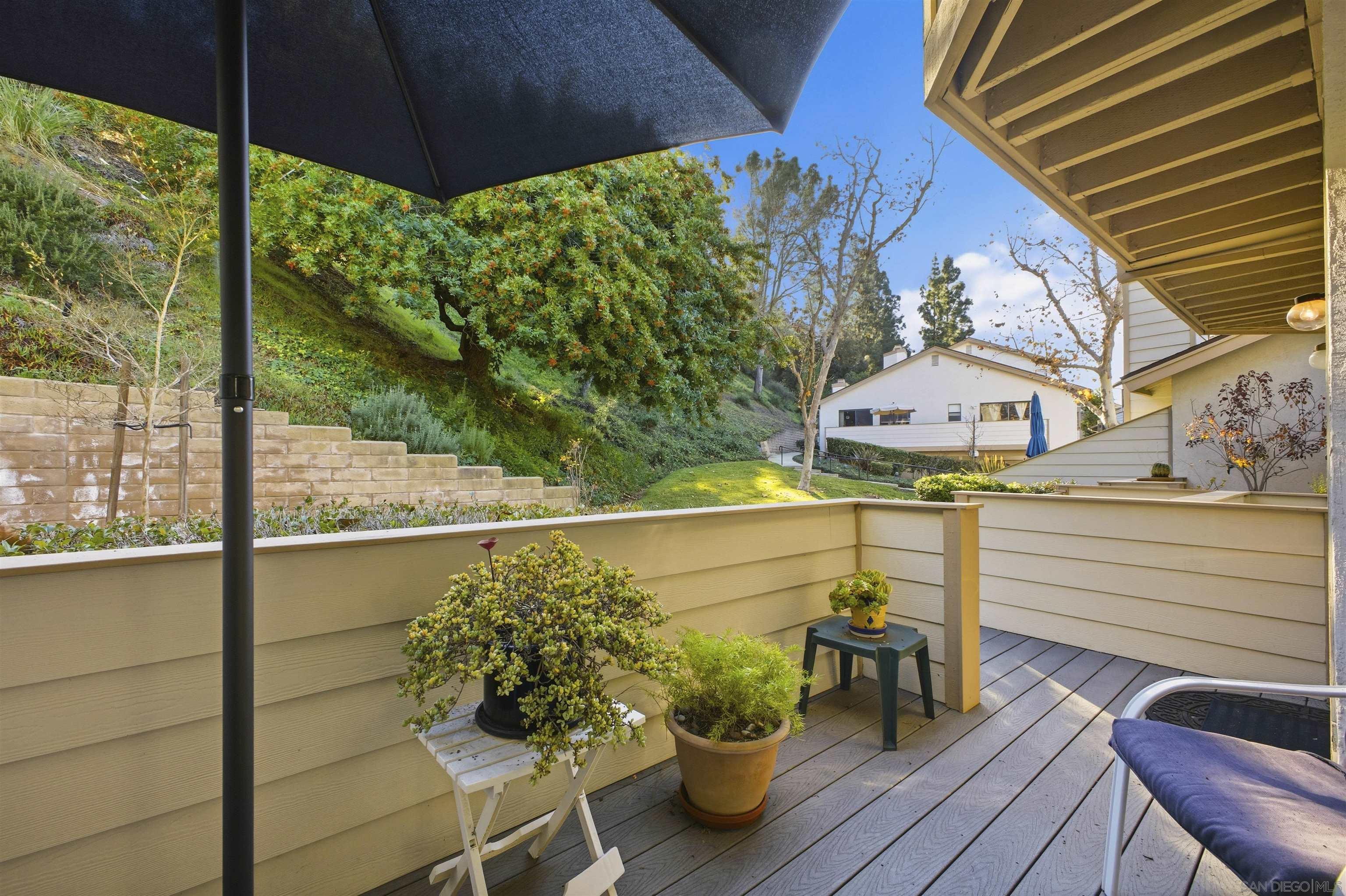 Detail Gallery Image 23 of 31 For 4595  Chateau Drive, San Diego,  CA 92117 - 2 Beds | 2/1 Baths