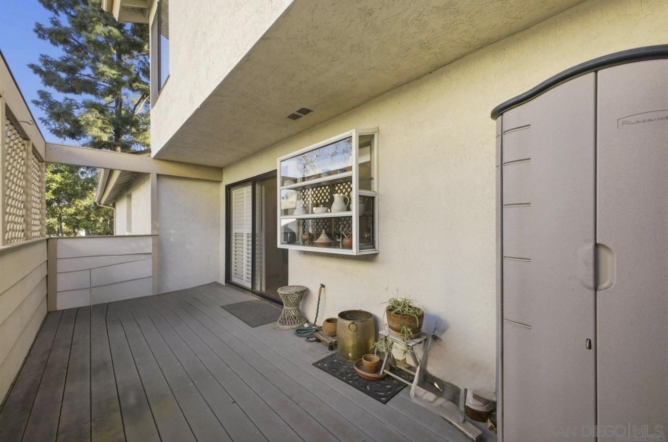 Detail Gallery Image 24 of 31 For 4595  Chateau Drive, San Diego,  CA 92117 - 2 Beds | 2/1 Baths