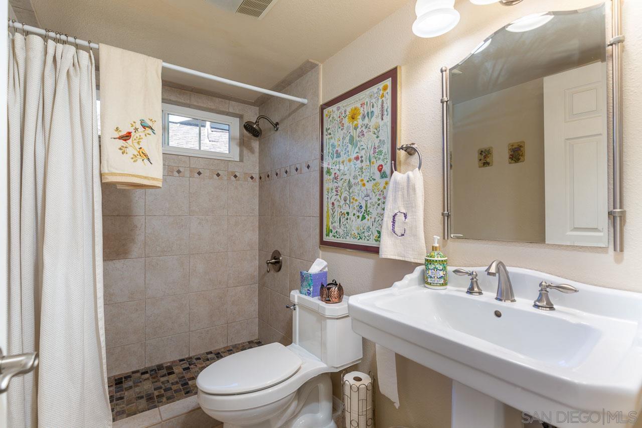 Detail Gallery Image 8 of 21 For 5867  Mount Alifan Dr, San Diego,  CA 92111 - 2 Beds | 2 Baths