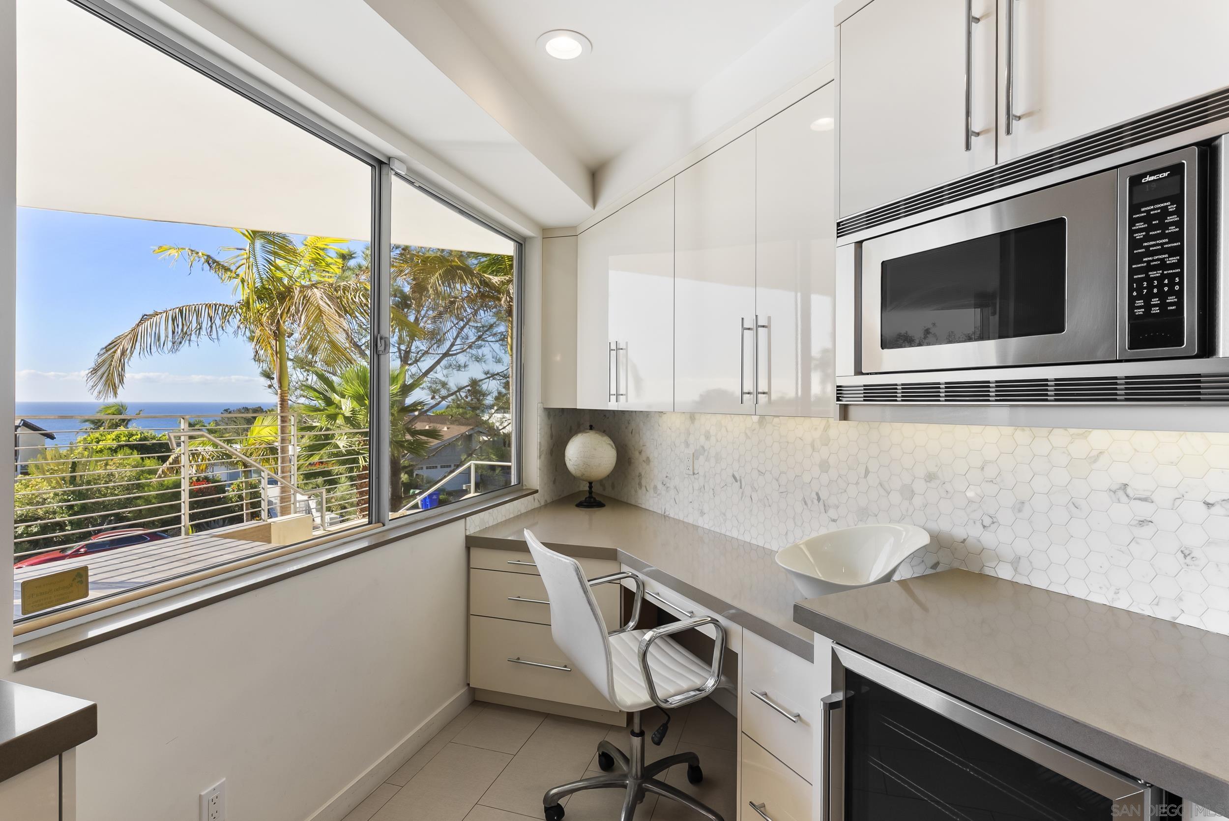 Detail Gallery Image 20 of 61 For 13721  Pine Needles, Del Mar,  CA 92014 - 4 Beds | 4/1 Baths