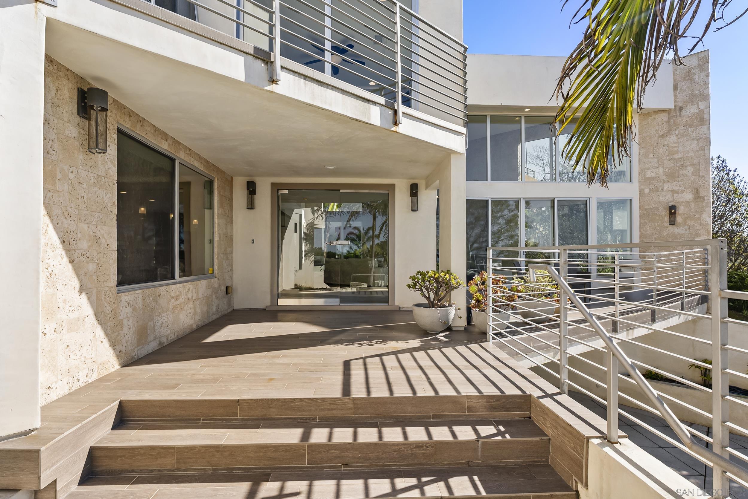 Detail Gallery Image 3 of 61 For 13721  Pine Needles, Del Mar,  CA 92014 - 4 Beds | 4/1 Baths