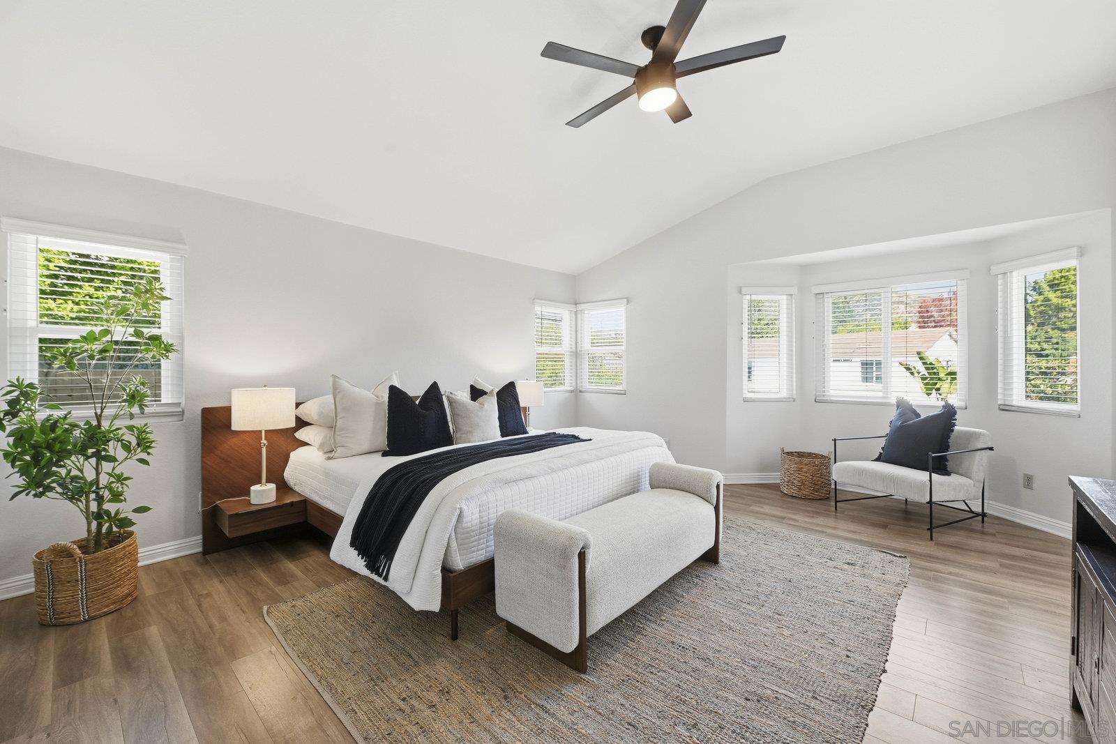 Detail Gallery Image 21 of 47 For 13366  Twin Circle Ct, Poway,  CA 92064 - 4 Beds | 2/1 Baths