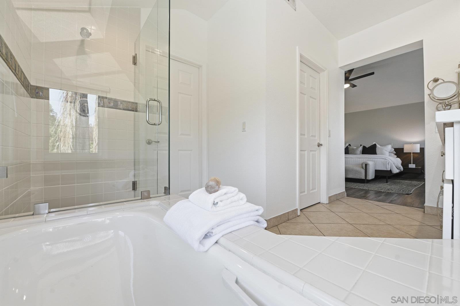 Detail Gallery Image 24 of 47 For 13366  Twin Circle Ct, Poway,  CA 92064 - 4 Beds | 2/1 Baths