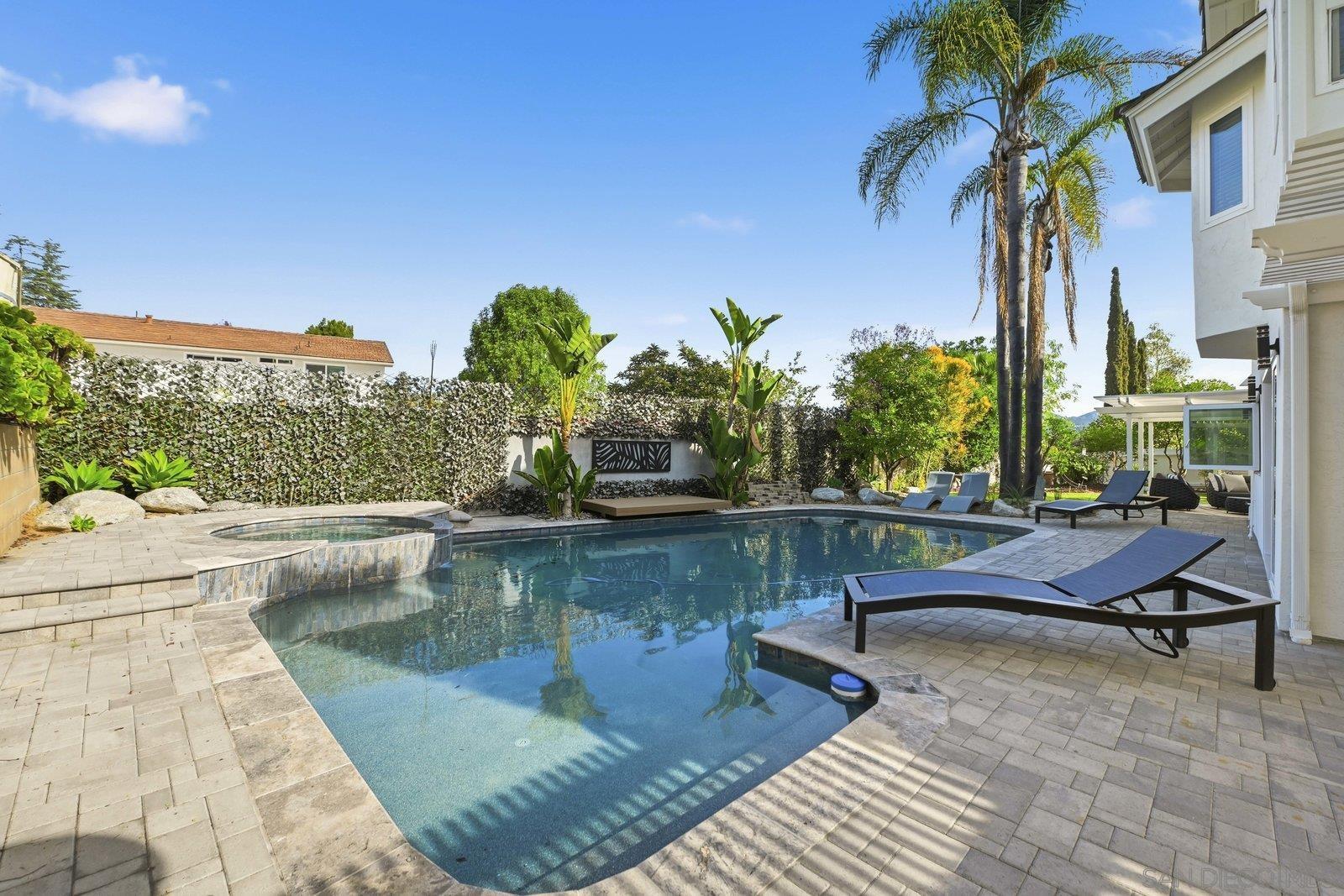 Detail Gallery Image 34 of 47 For 13366  Twin Circle Ct, Poway,  CA 92064 - 4 Beds | 2/1 Baths