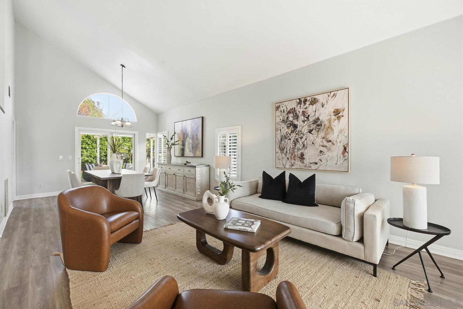 Detail Gallery Image 6 of 47 For 13366  Twin Circle Ct, Poway,  CA 92064 - 4 Beds | 2/1 Baths