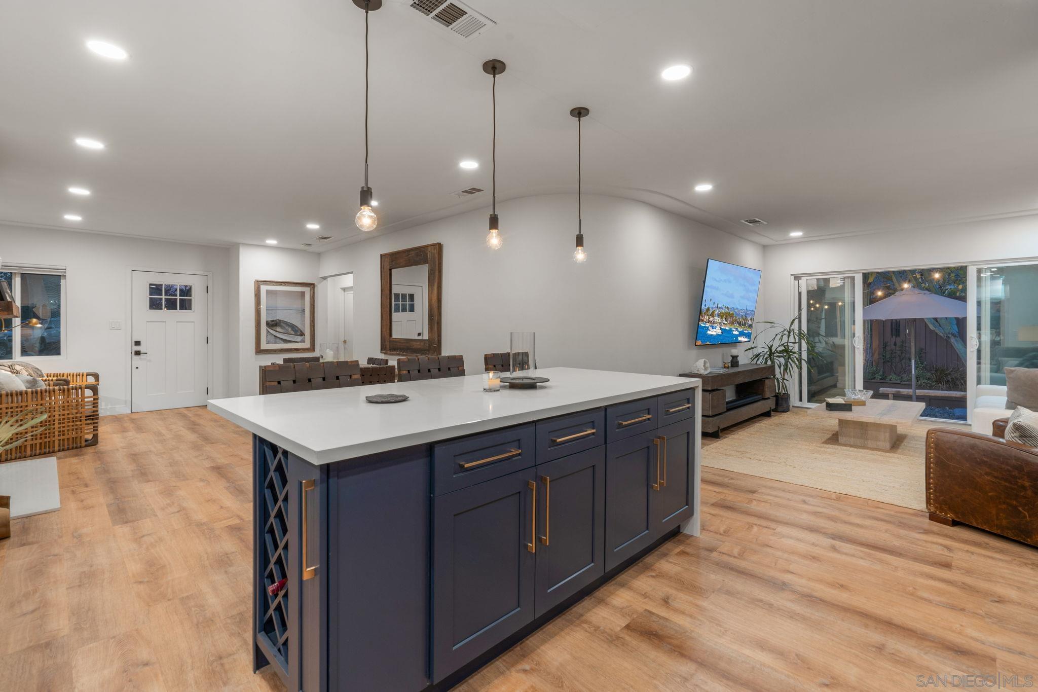 Detail Gallery Image 13 of 41 For 3344  Upas Street, San Diego,  CA 92104 - 2 Beds | 2 Baths