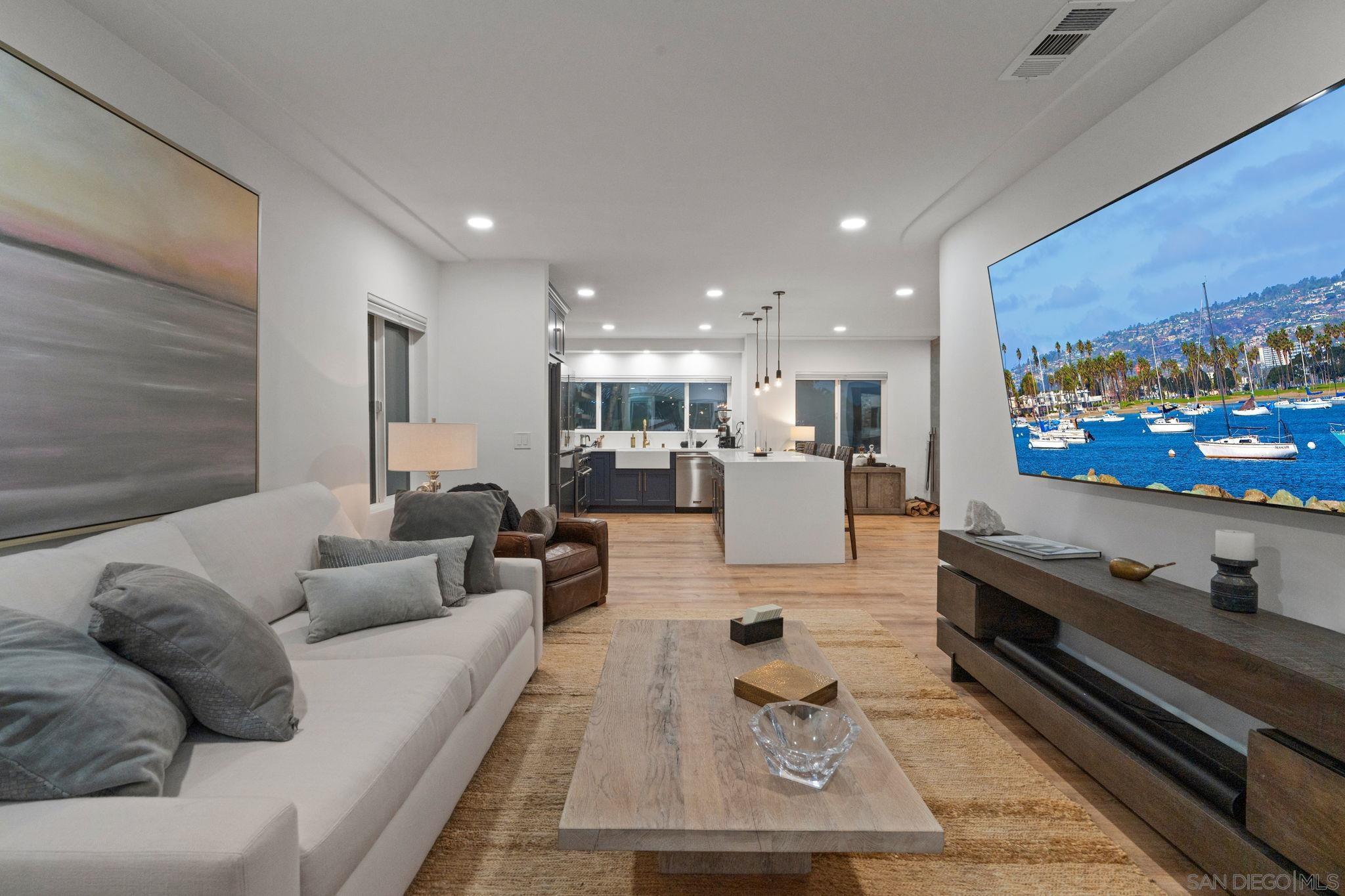 Detail Gallery Image 17 of 41 For 3344  Upas Street, San Diego,  CA 92104 - 2 Beds | 2 Baths