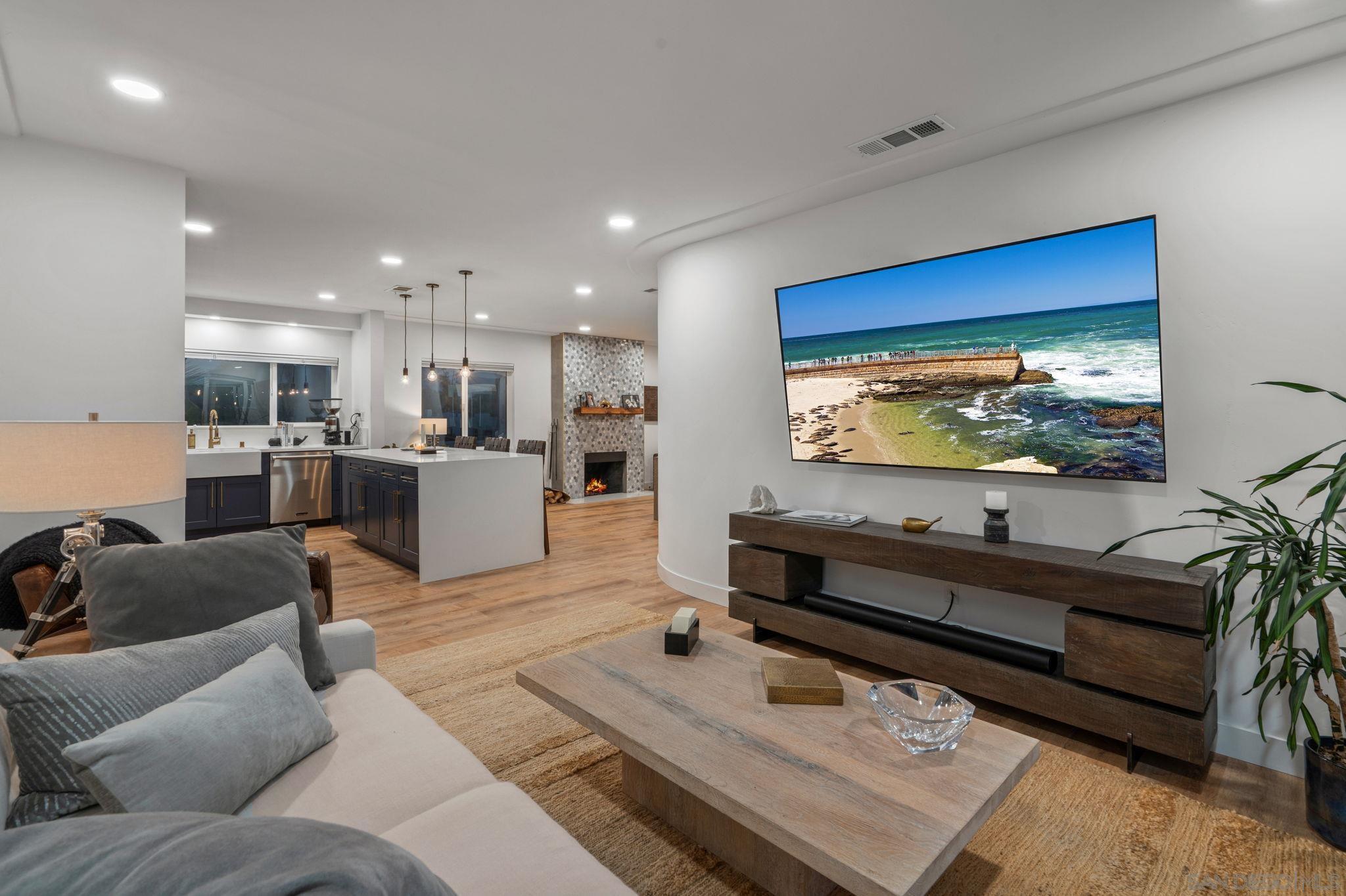 Detail Gallery Image 18 of 41 For 3344  Upas Street, San Diego,  CA 92104 - 2 Beds | 2 Baths