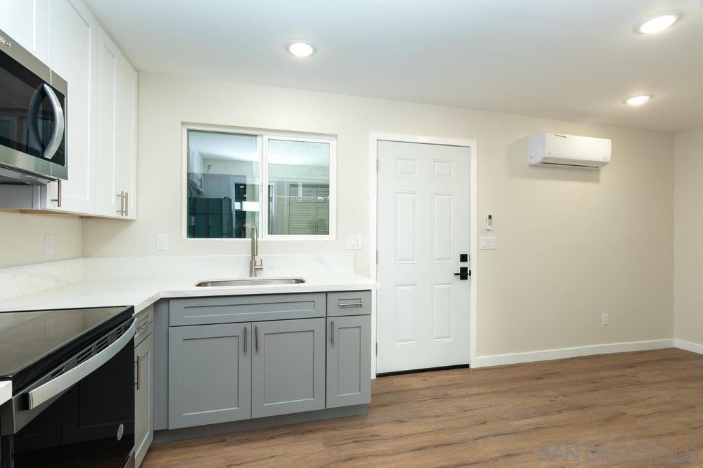 Detail Gallery Image 11 of 20 For 1642  C Ave. #106, National City,  CA 91950 - 1 Beds | 1 Baths