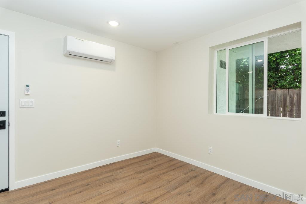 Detail Gallery Image 4 of 20 For 1642  C Ave. #106, National City,  CA 91950 - 1 Beds | 1 Baths