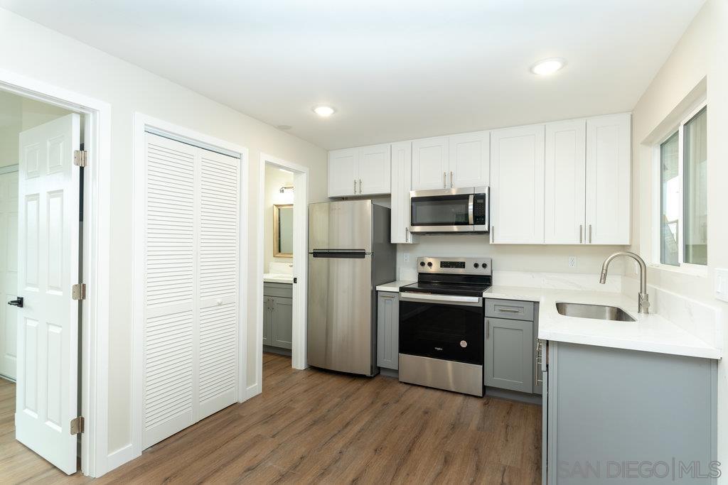 Detail Gallery Image 8 of 20 For 1642  C Ave. #106, National City,  CA 91950 - 1 Beds | 1 Baths
