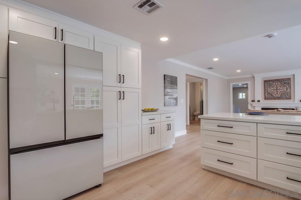 Detail Gallery Image 24 of 67 For 3311  La Costa Ave, Carlsbad,  CA 92009 - 5 Beds | 3 Baths