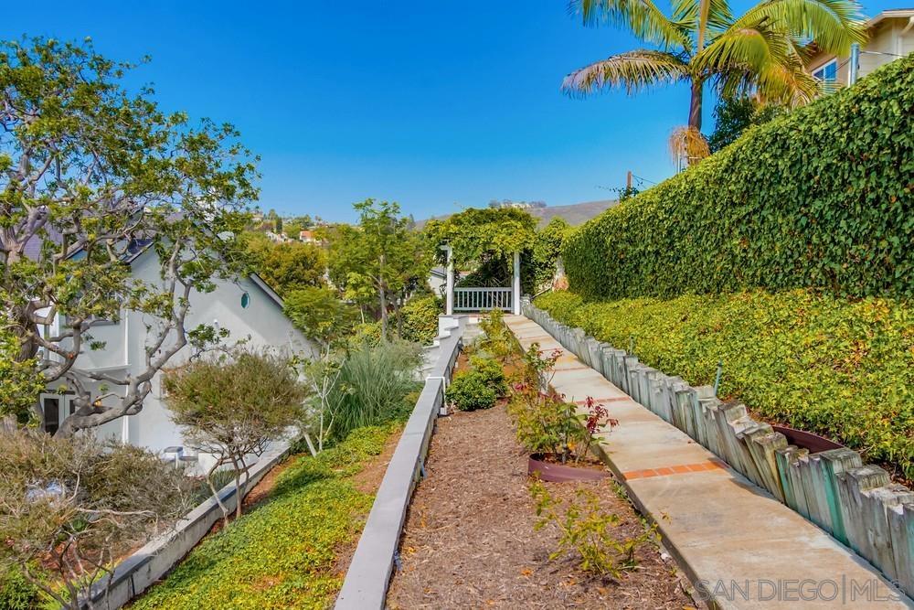 Detail Gallery Image 56 of 67 For 3311  La Costa Ave, Carlsbad,  CA 92009 - 5 Beds | 3 Baths