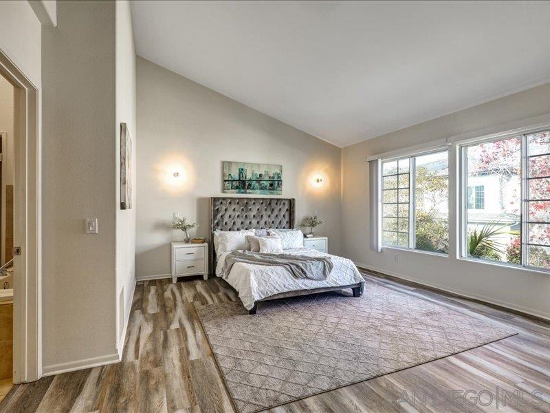 Detail Gallery Image 16 of 33 For 8641  via Mallorca  #F,  La Jolla,  CA 92037 - 2 Beds | 2/1 Baths