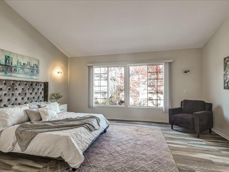 Detail Gallery Image 17 of 33 For 8641  via Mallorca  #F,  La Jolla,  CA 92037 - 2 Beds | 2/1 Baths