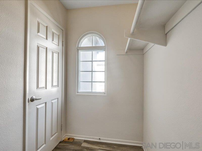 Detail Gallery Image 22 of 33 For 8641  via Mallorca  #F,  La Jolla,  CA 92037 - 2 Beds | 2/1 Baths