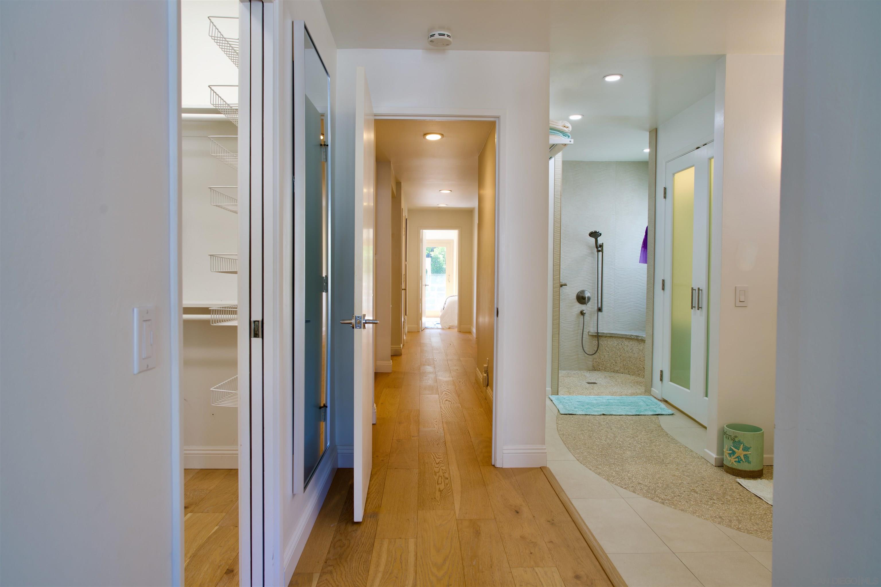 Detail Gallery Image 11 of 38 For 4549  Cove Dr  a, Carlsbad,  CA 92008 - 3 Beds | 2/1 Baths