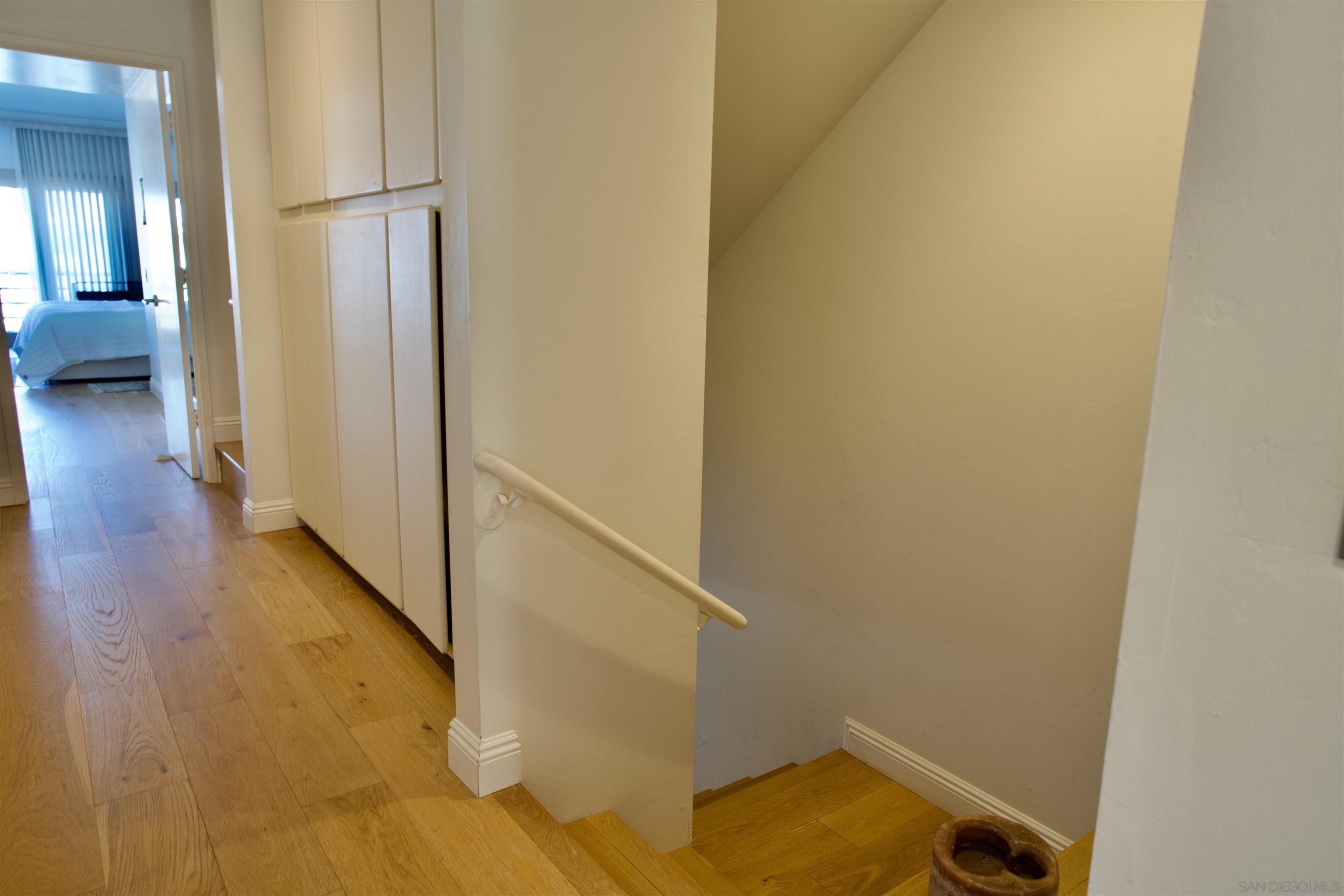 Detail Gallery Image 19 of 38 For 4549  Cove Dr  a, Carlsbad,  CA 92008 - 3 Beds | 2/1 Baths