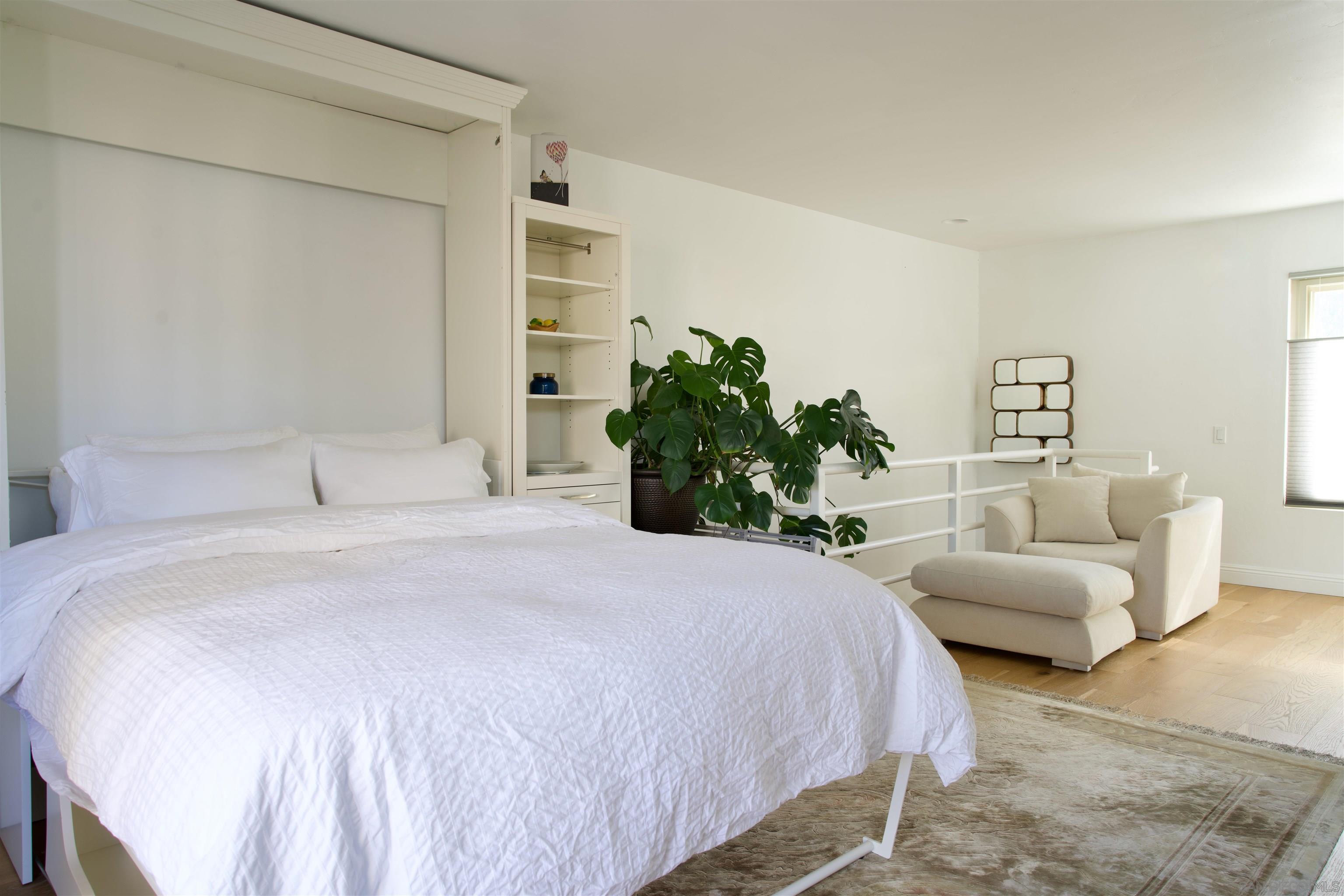 Detail Gallery Image 5 of 38 For 4549  Cove Dr  a, Carlsbad,  CA 92008 - 3 Beds | 2/1 Baths