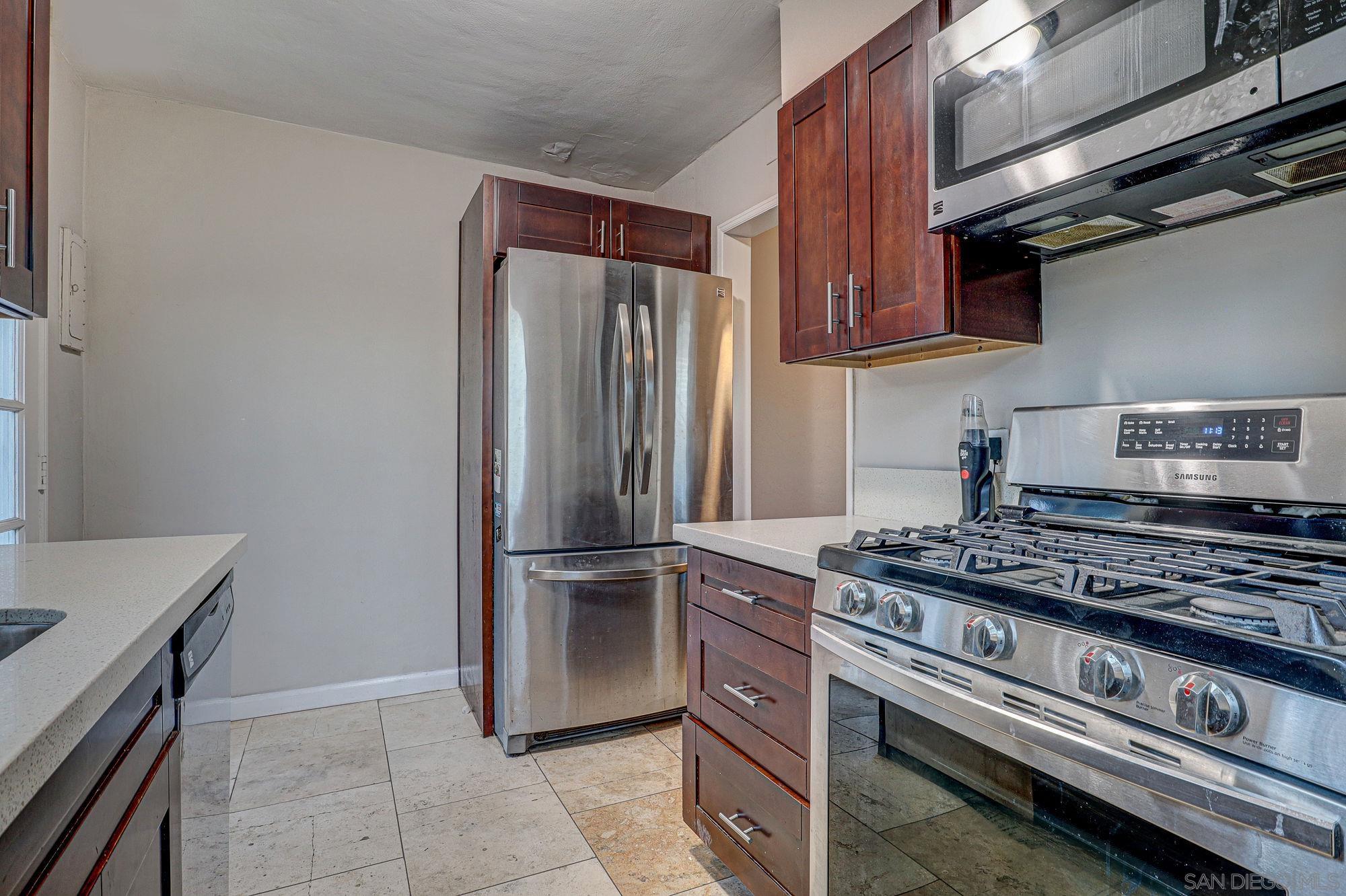 Detail Gallery Image 5 of 19 For 389  Chambers St., El Cajon,  CA 92020 - 2 Beds | 1 Baths