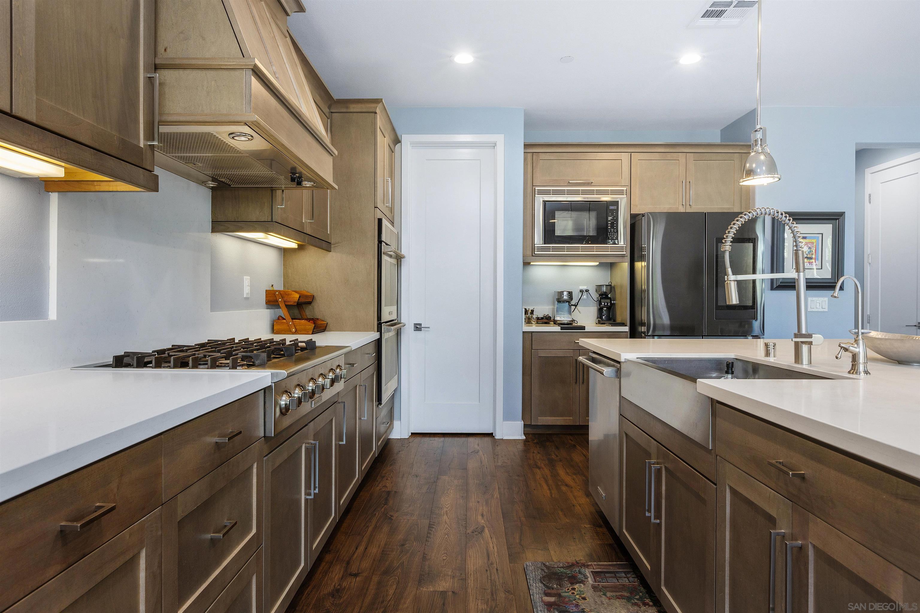 Detail Gallery Image 16 of 52 For 238  Ventasso Way, Fallbrook,  CA 92028 - 4 Beds | 3 Baths