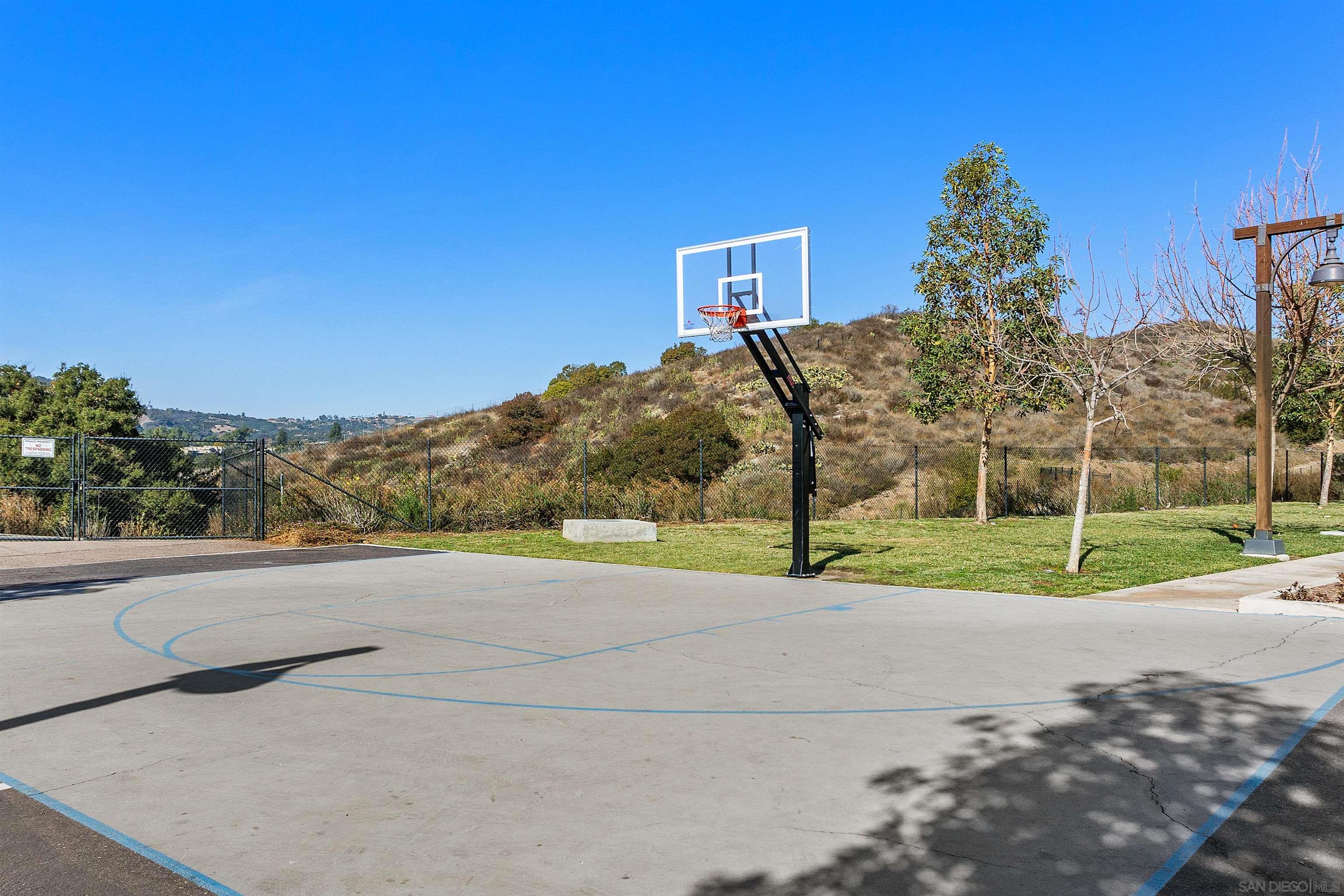 Detail Gallery Image 50 of 52 For 238  Ventasso Way, Fallbrook,  CA 92028 - 4 Beds | 3 Baths