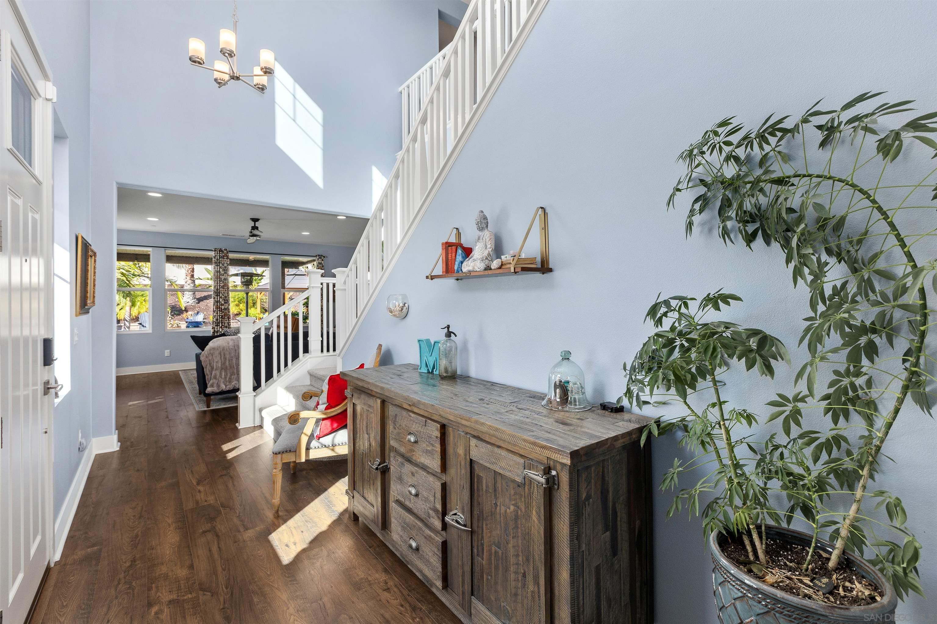 Detail Gallery Image 7 of 52 For 238  Ventasso Way, Fallbrook,  CA 92028 - 4 Beds | 3 Baths