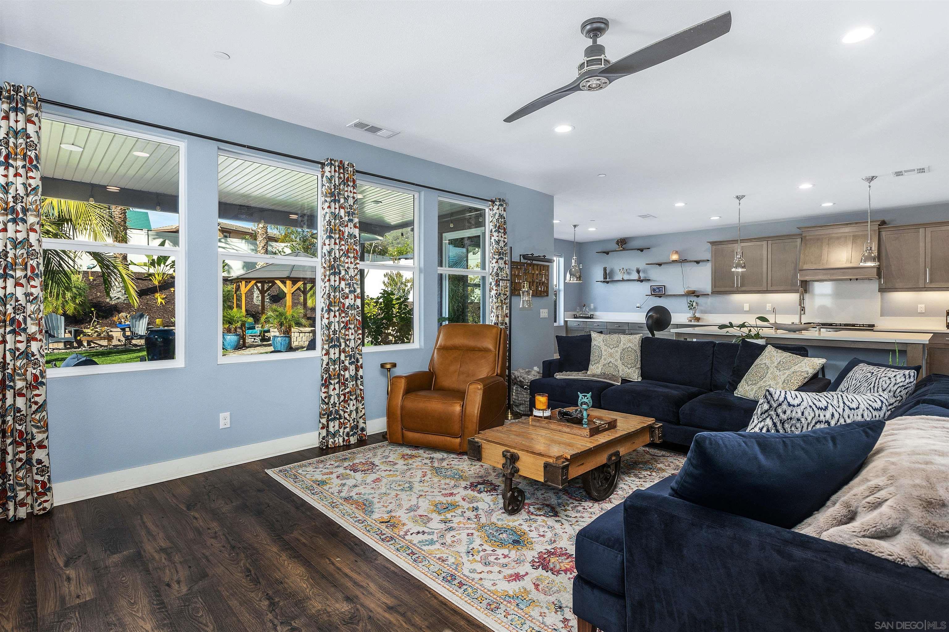 Detail Gallery Image 10 of 52 For 238  Ventasso Way, Fallbrook,  CA 92028 - 4 Beds | 3 Baths