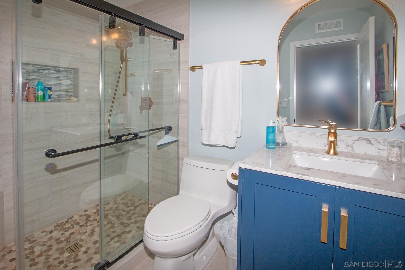 Detail Gallery Image 17 of 27 For 12870  Camino De La Breccia, San Diego,  CA 92128 - 3 Beds | 2 Baths