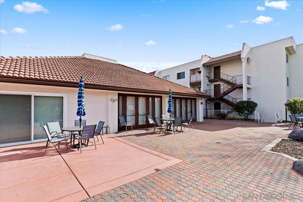 Detail Gallery Image 12 of 33 For 6350  Genesee Ave  #220,  San Diego,  CA 92122 - 1 Beds | 1 Baths