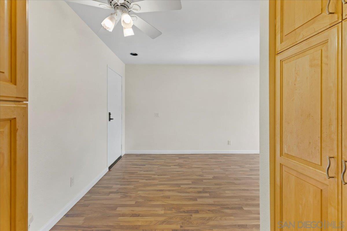 Detail Gallery Image 13 of 33 For 6350  Genesee Ave  #220,  San Diego,  CA 92122 - 1 Beds | 1 Baths