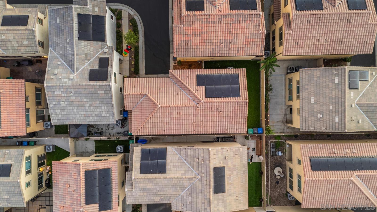 Detail Gallery Image 27 of 41 For 29423  Tourmaline Way, Winchester,  CA 92596 - 4 Beds | 2/1 Baths