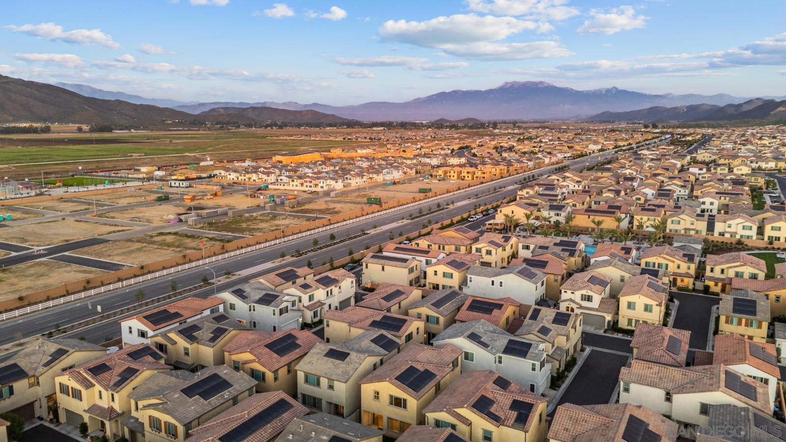 Detail Gallery Image 37 of 41 For 29423  Tourmaline Way, Winchester,  CA 92596 - 4 Beds | 2/1 Baths