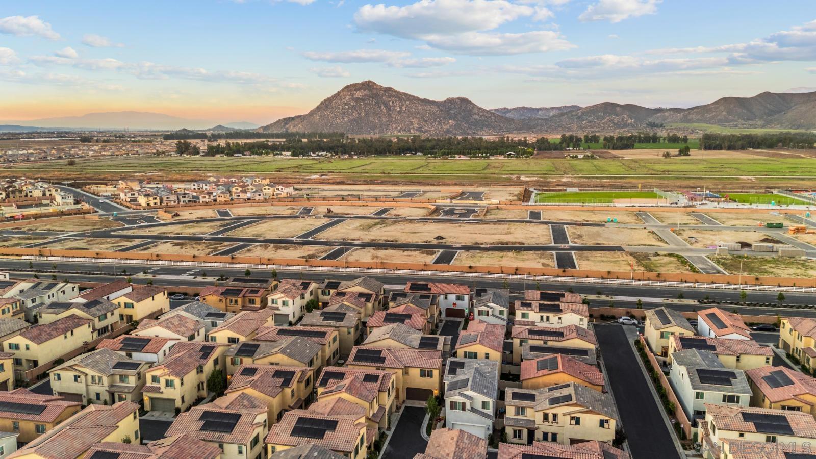 Detail Gallery Image 40 of 41 For 29423  Tourmaline Way, Winchester,  CA 92596 - 4 Beds | 2/1 Baths